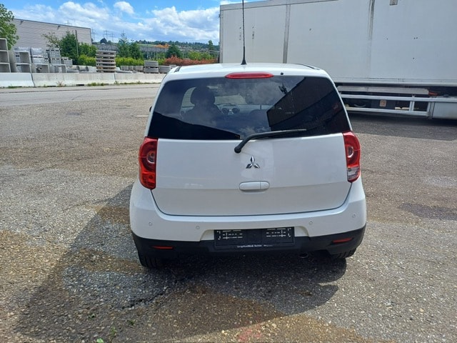MITSUBISHI Colt 1.3 16V Jubilé (35) ClearTec-image-2
