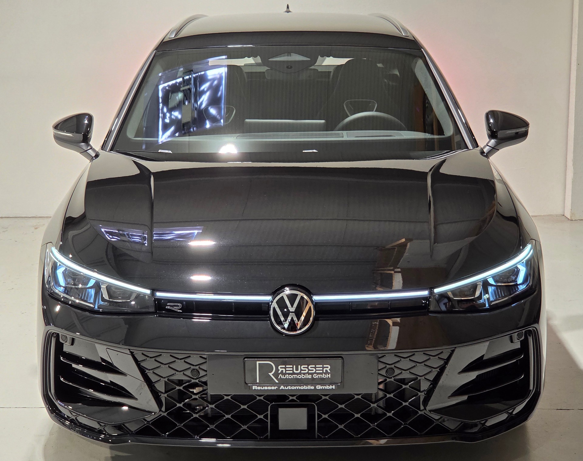 VW Passat Variant 2.0 TSI evo4 R-Line 4 Motion DSG, Werksgarantie bis 07.2030-image-25