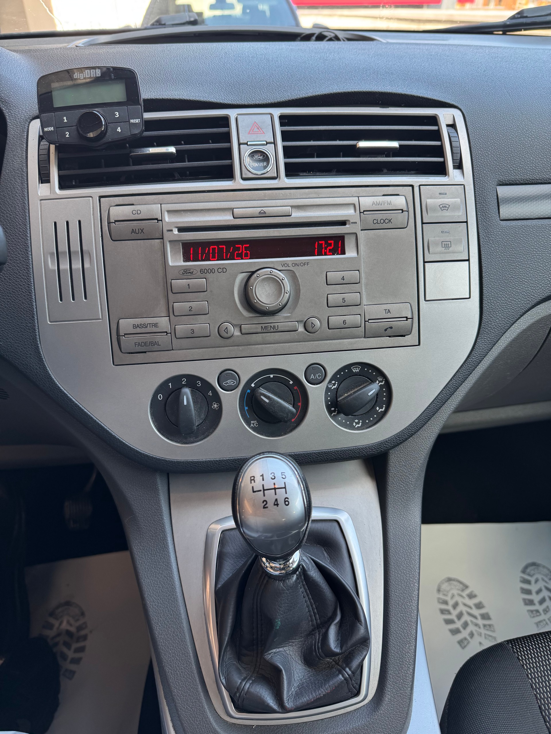 FORD Kuga 2.0 TDCi Titanium 4WD-image-10