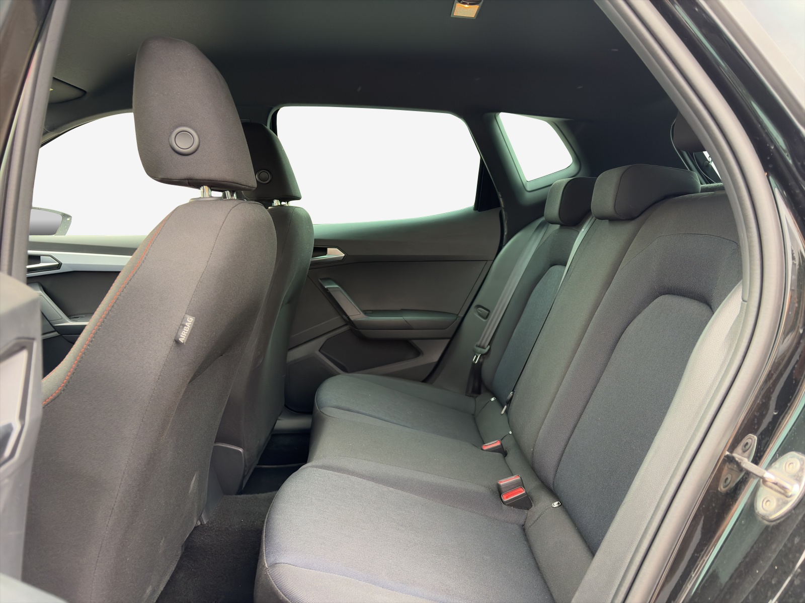 SEAT Arona 1.0 TSI Eco FR DSG-image-11