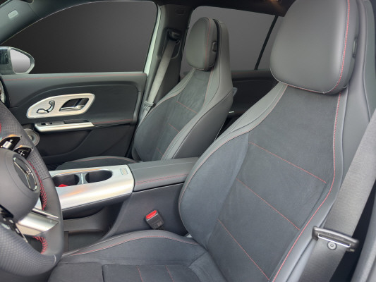 MERCEDES-BENZ GLB 220 4Matic 8G-Tronic-image-6
