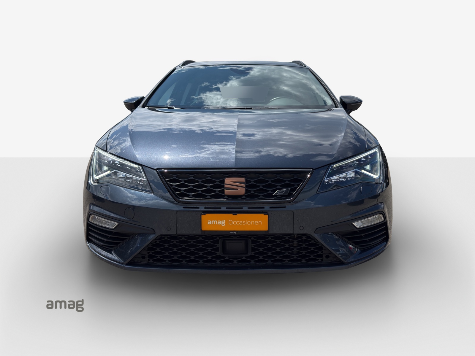 SEAT Leon ST 2.0 TSI Cupra 300 4 Drive DSG-image-6