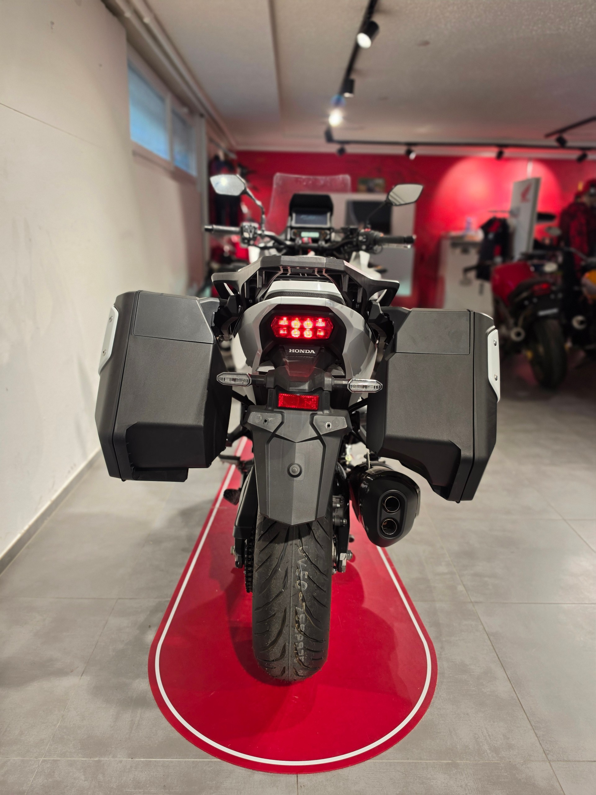 HONDA NT 1100 DCT-image-8