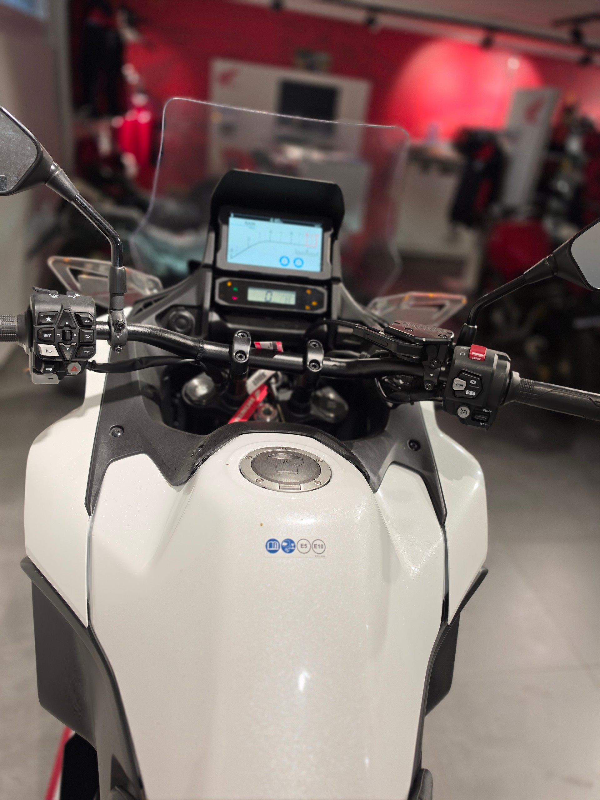 HONDA NT 1100 DCT-image-6
