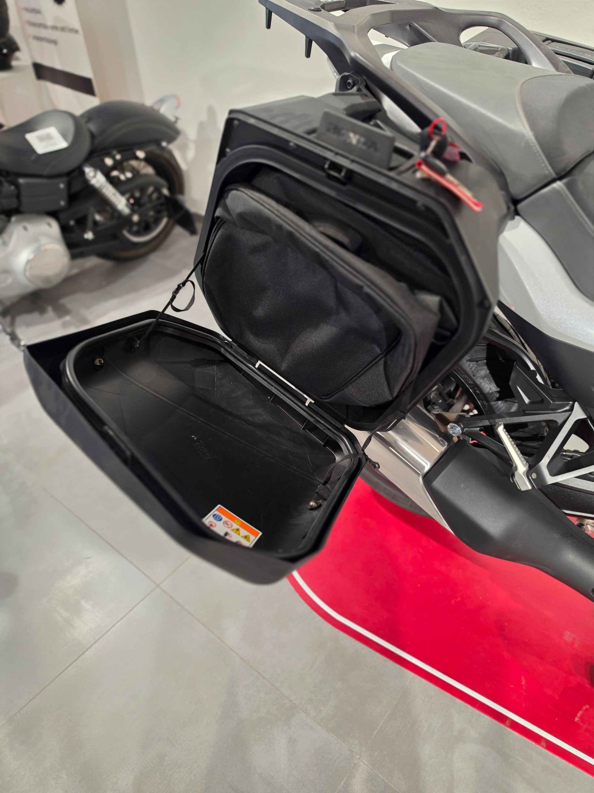 HONDA NT 1100 DCT-image-10