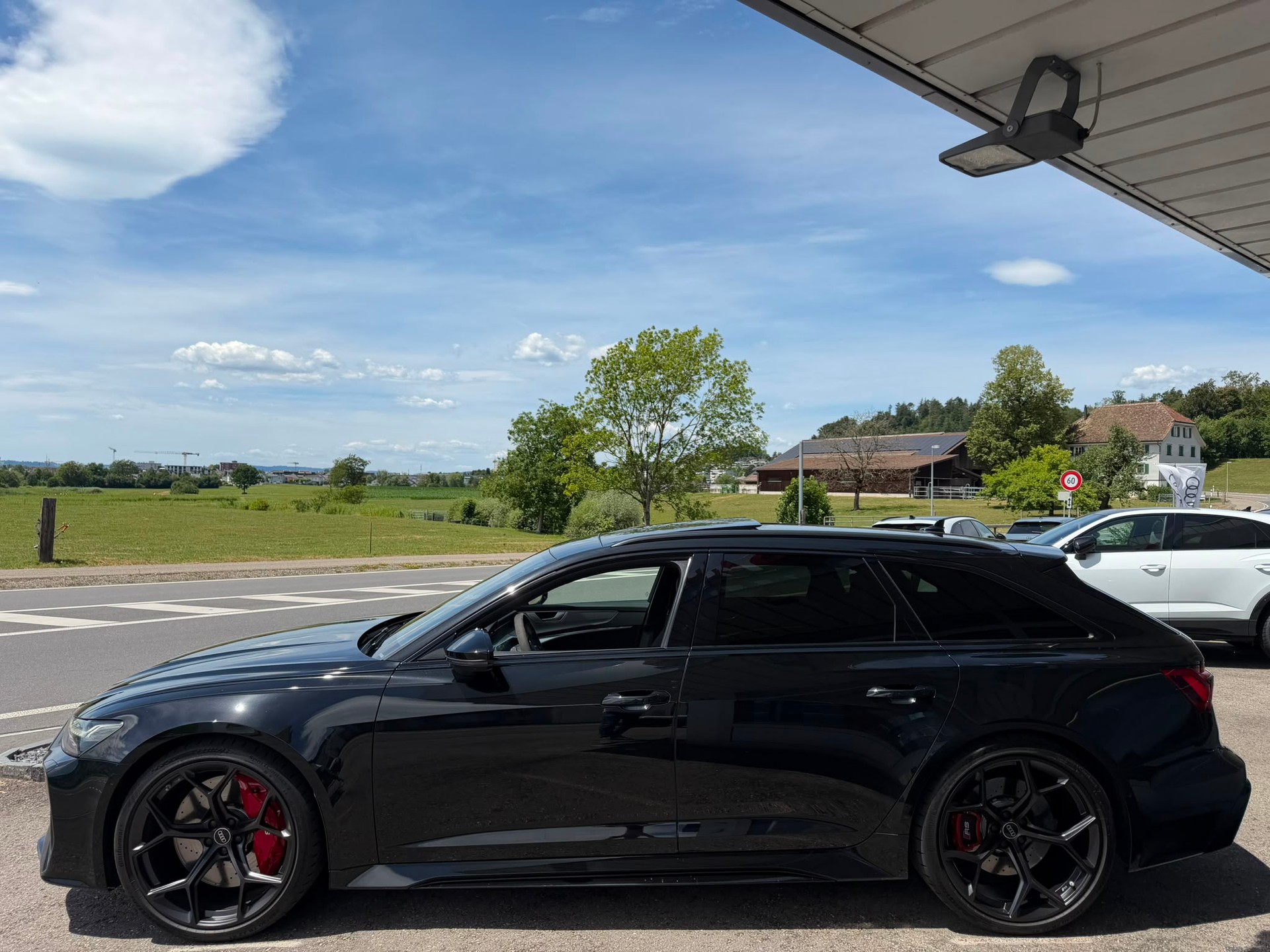 AUDI RS6 Avant 4.0 TFSI V8 Performance quattro-image-5