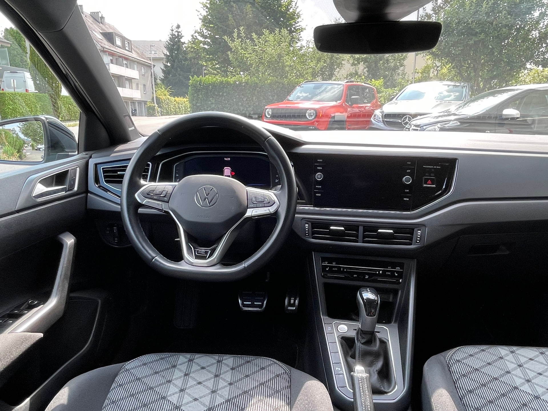 VW Polo 1.0 TSI R-Line-image-5