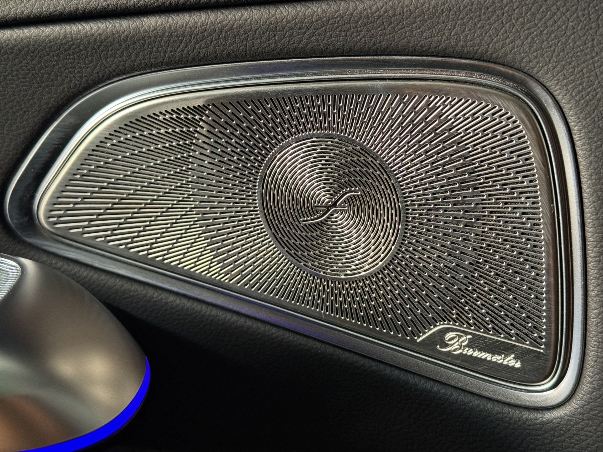 MERCEDES-BENZ E 220 d 9G-Tronic AVANTGARDE Advanced Plus "Pano-DIGITAL LIGHT-360°Kamera"-image-13