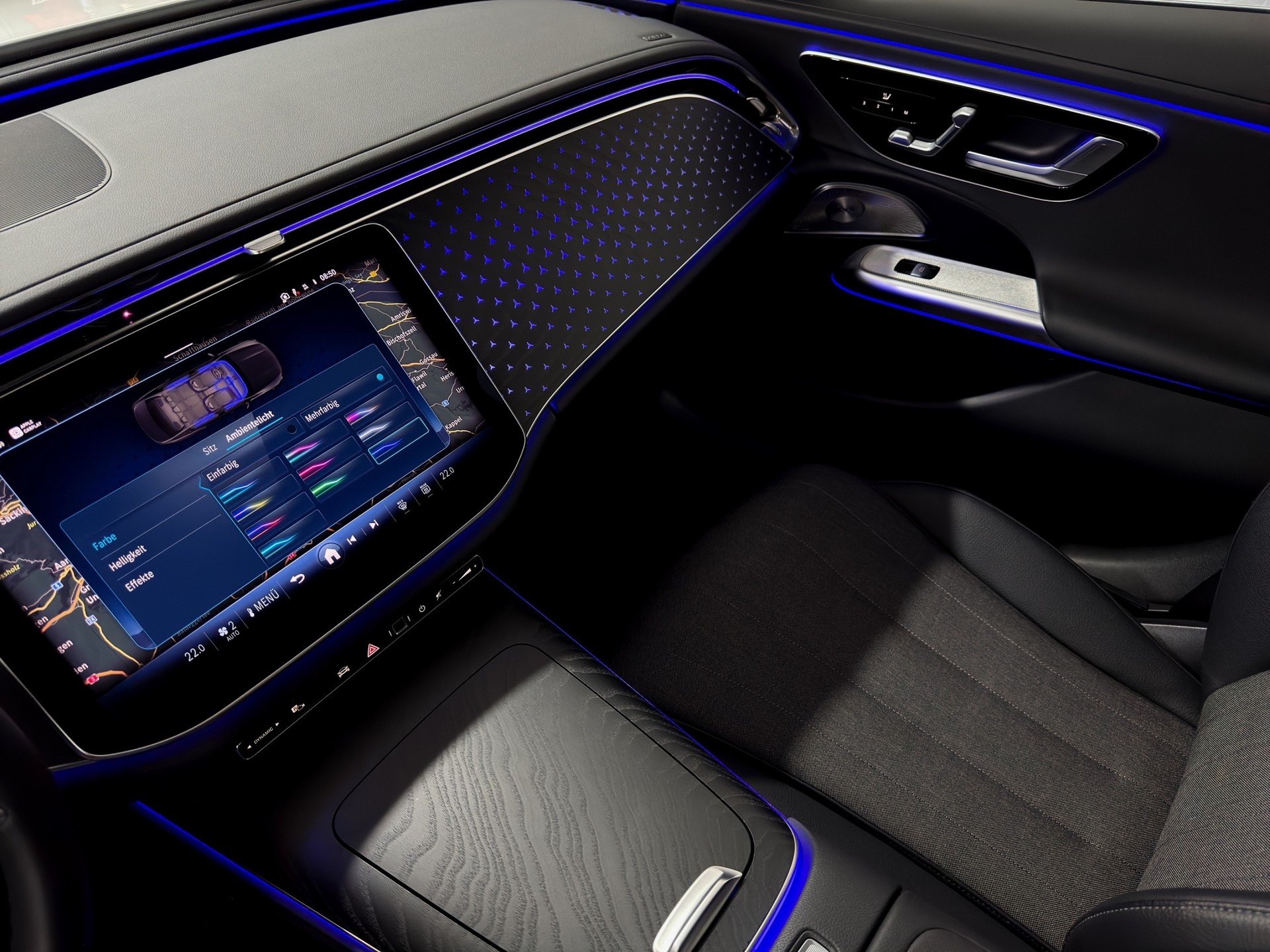 MERCEDES-BENZ E 220 d 9G-Tronic AVANTGARDE Advanced Plus "Pano-DIGITAL LIGHT-360°Kamera"-image-22