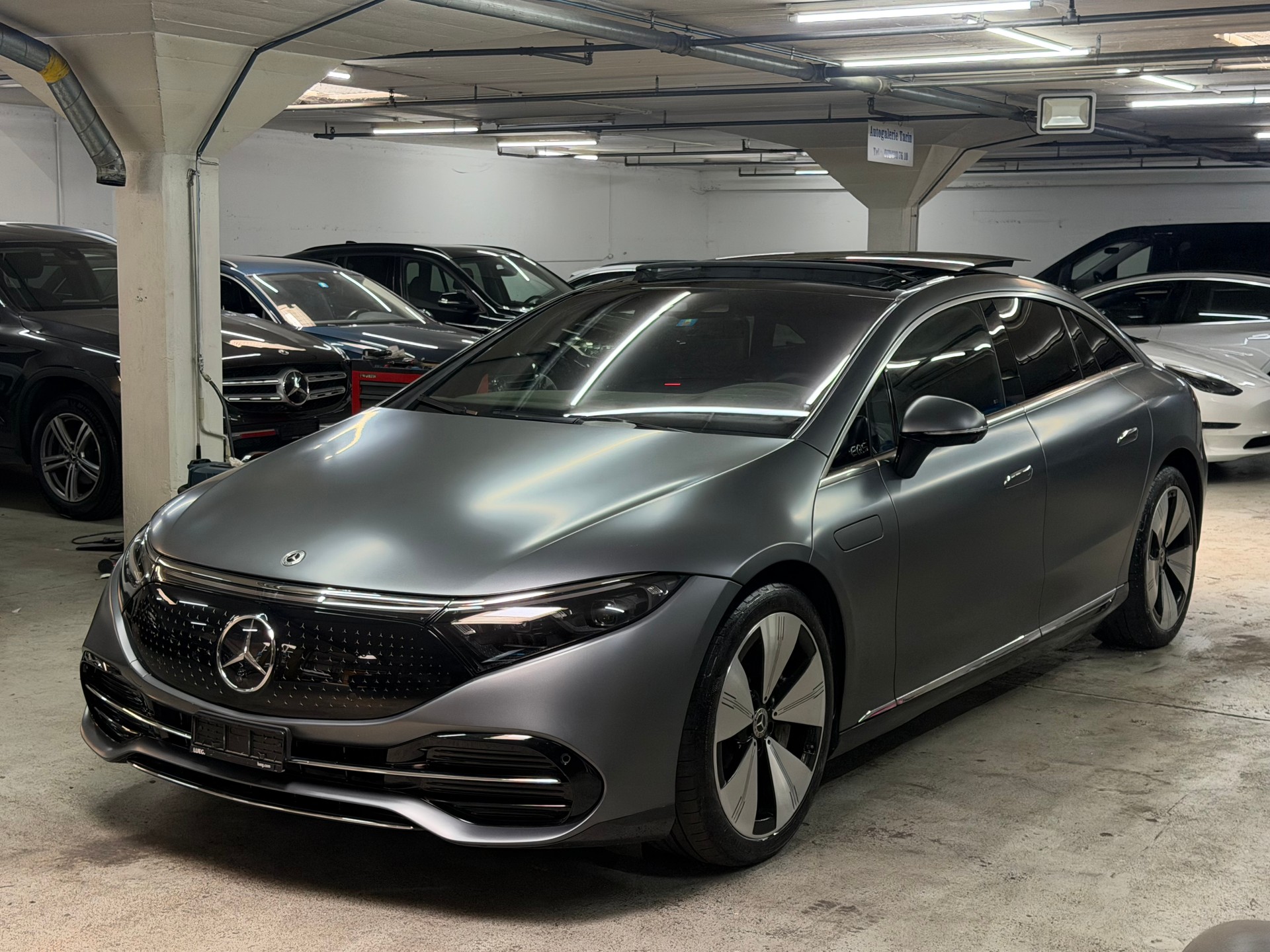 MERCEDES-BENZ EQS 580 4Matic Electric Art Line-image-5