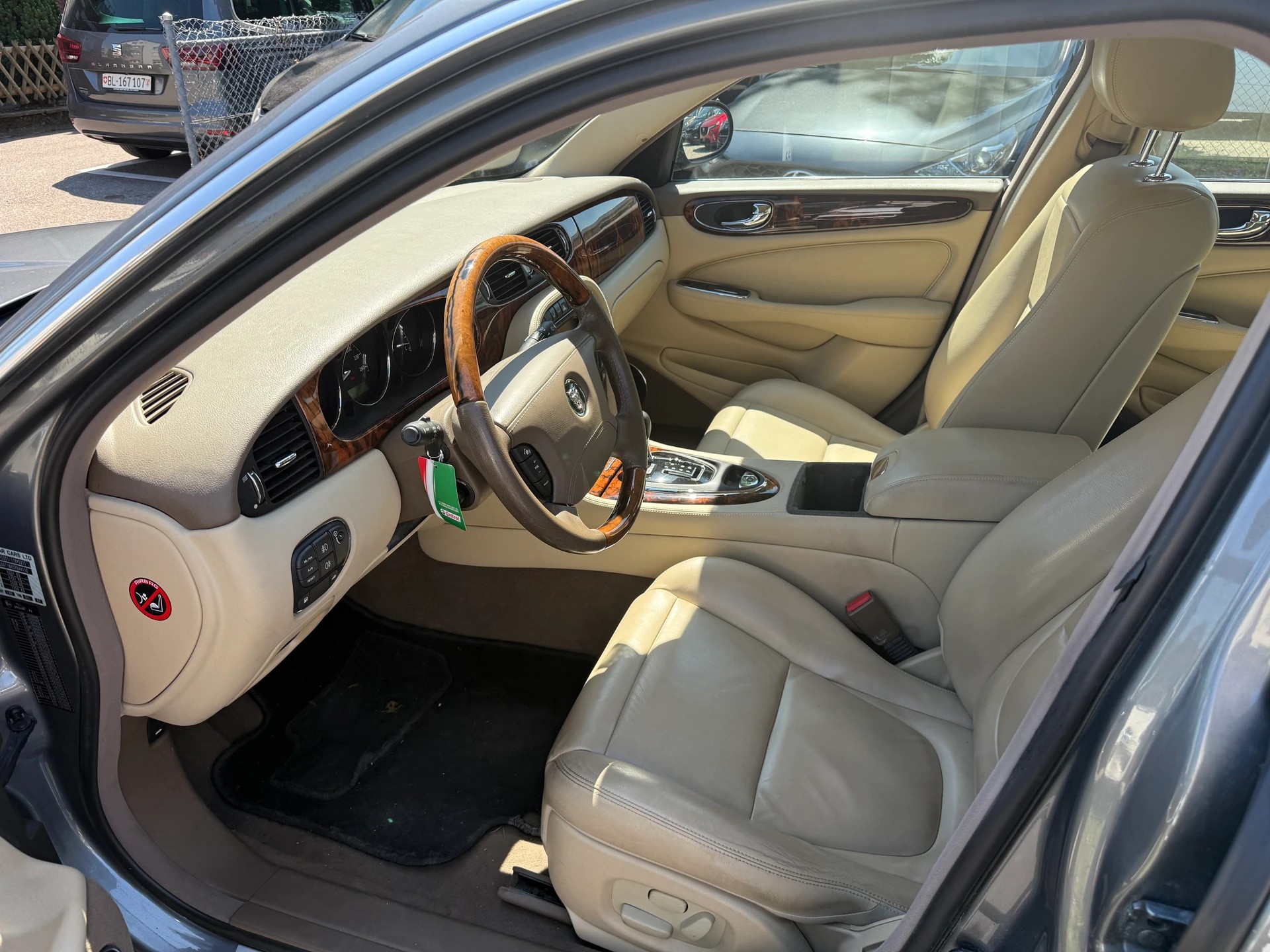 JAGUAR XJ8 3.5 V8 Classic-image-6
