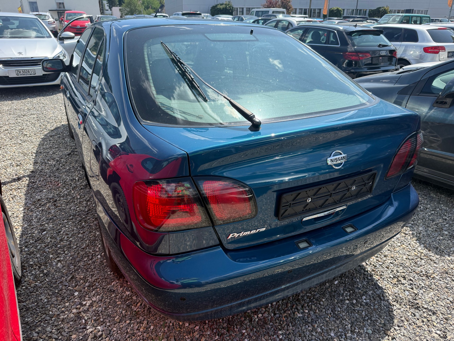 NISSAN Primera 2.0 Elegance Plus-image-2
