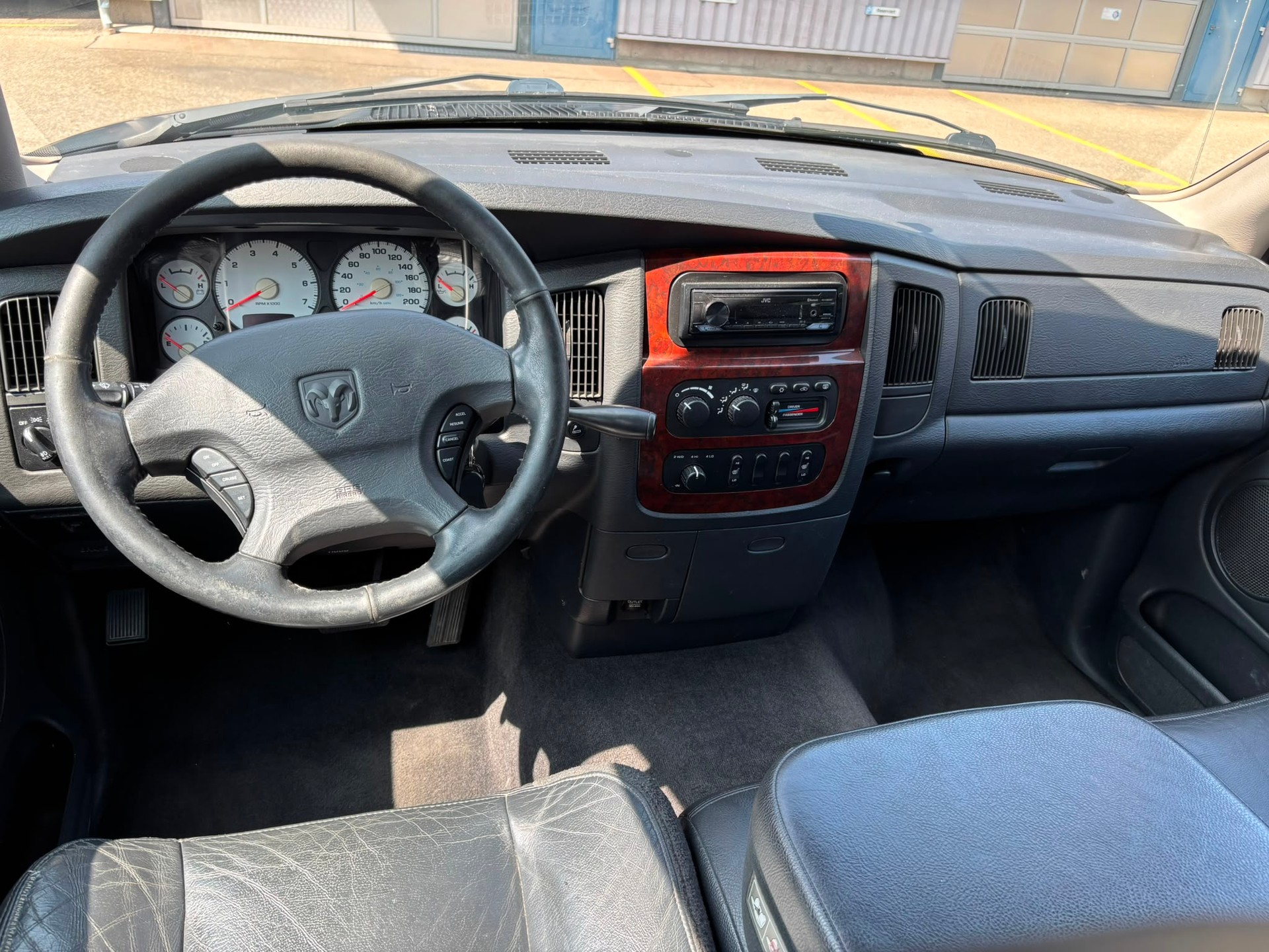 DODGE Ram 1500 Hemi-image-6
