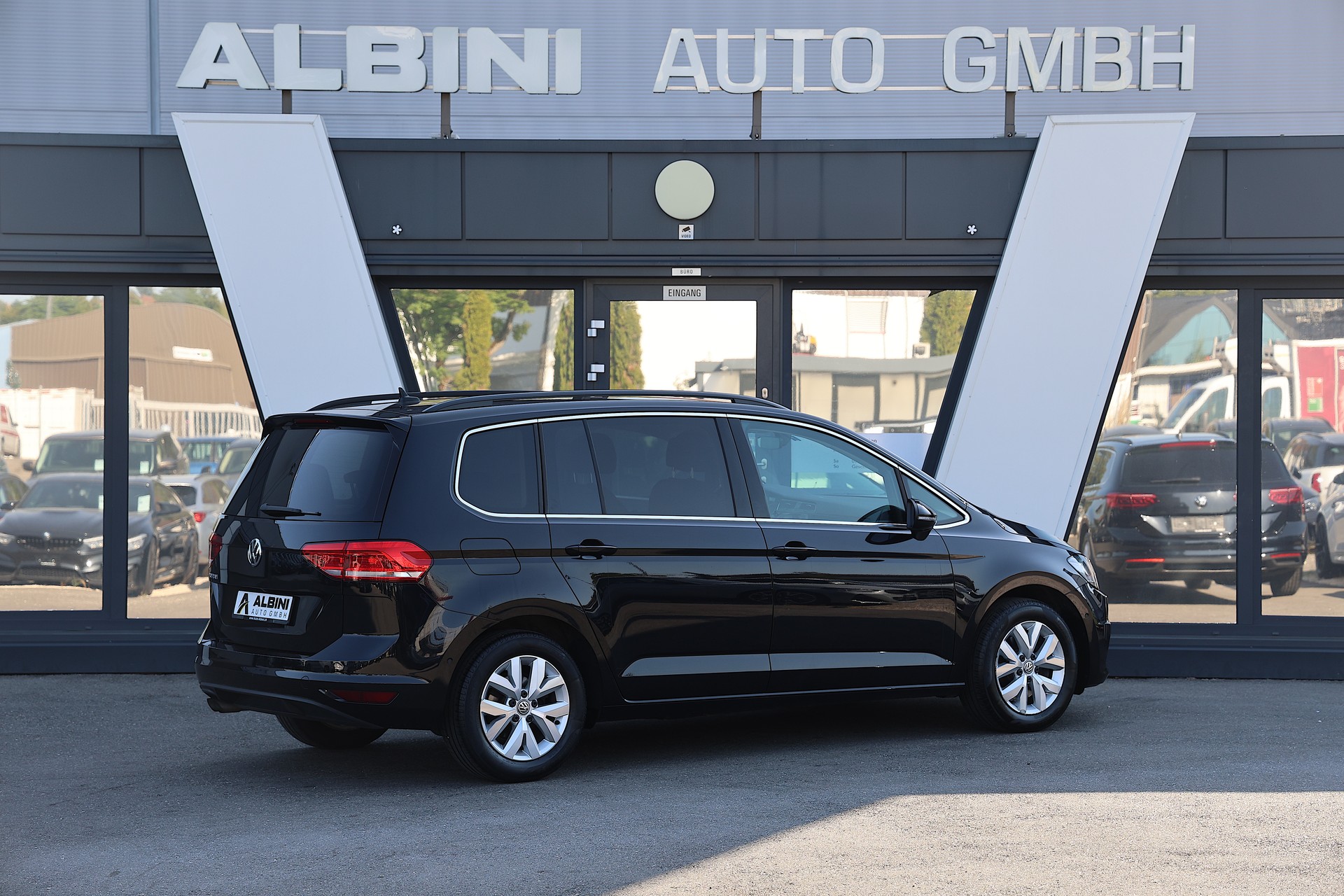 VW Touran 2.0 TDI SCR Comfortline DSG *7-Sitzer*-image-2