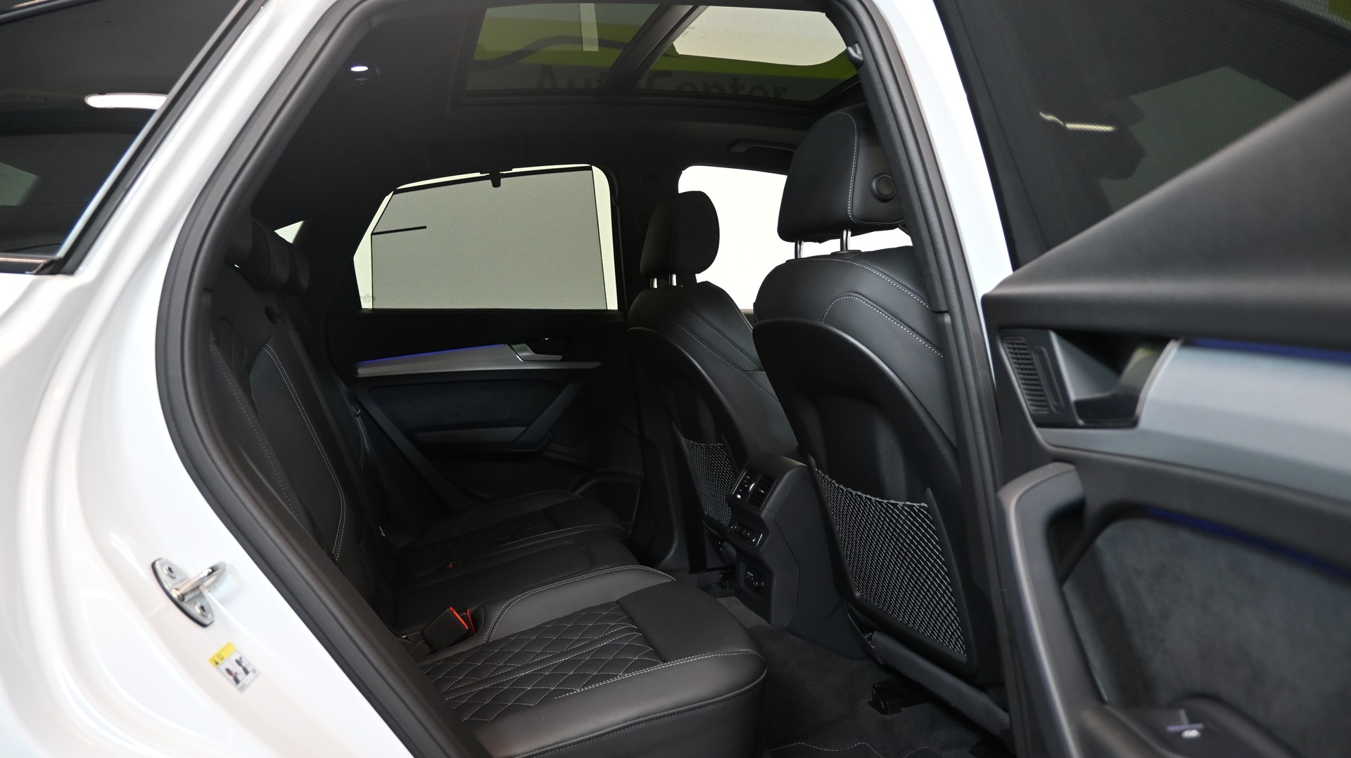 AUDI Q5 50 TFSI e PHEV S line quattro S-tronic-image-5