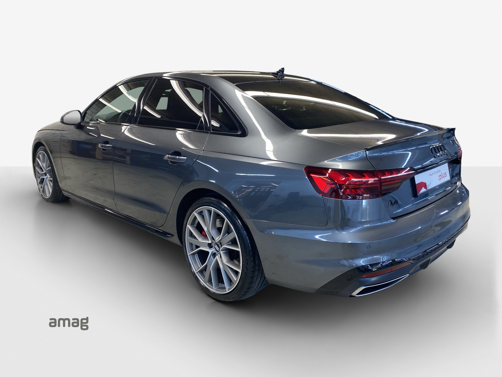 AUDI A4 Limousine 45 TFSI S line S-tronic quattro-image-2