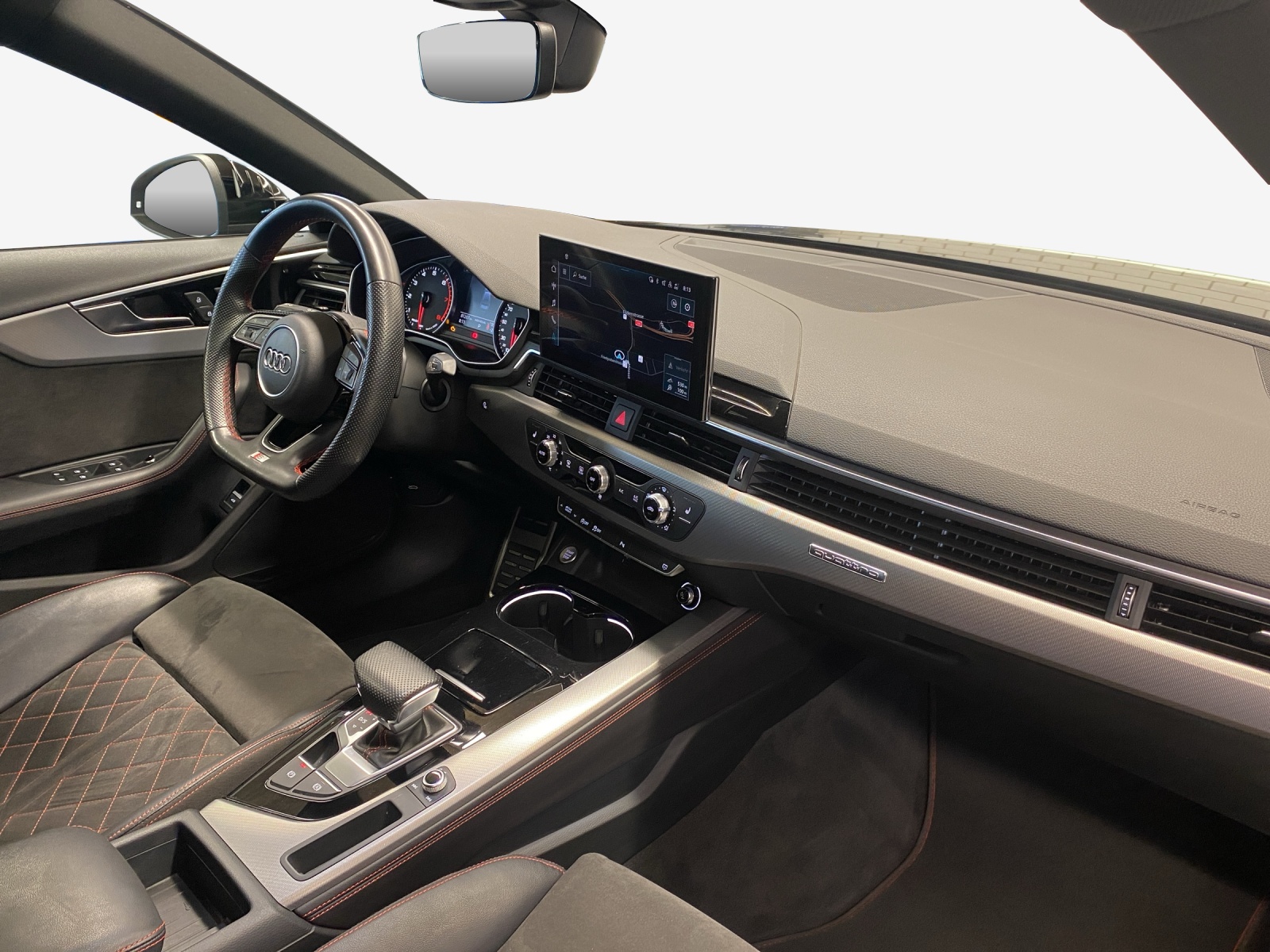 AUDI A4 Limousine 45 TFSI S line S-tronic quattro-image-13