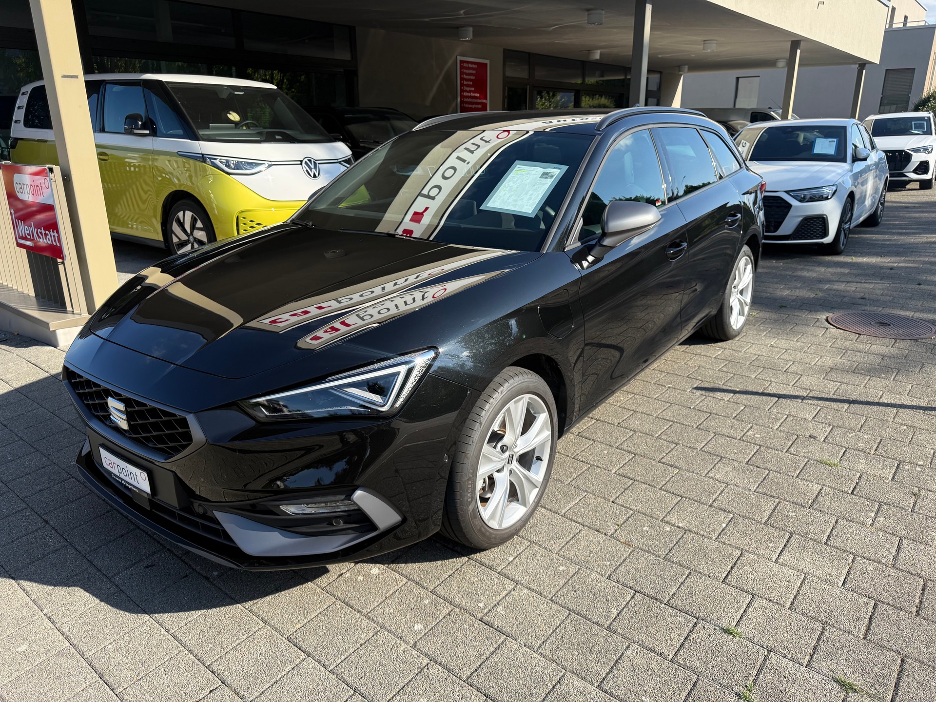 SEAT Leon ST 1.5 eHybrid pHEV DSG FR-image-13