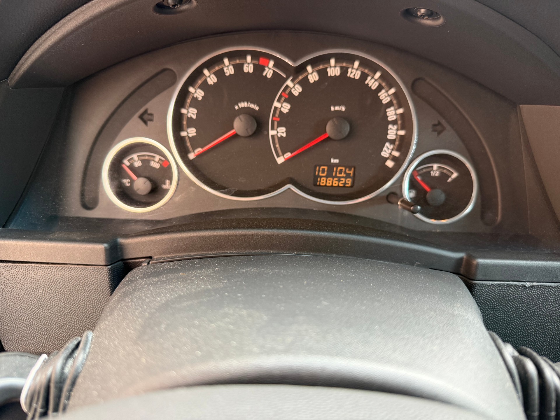 OPEL Meriva 1.8i 16V Cosmo-image-9