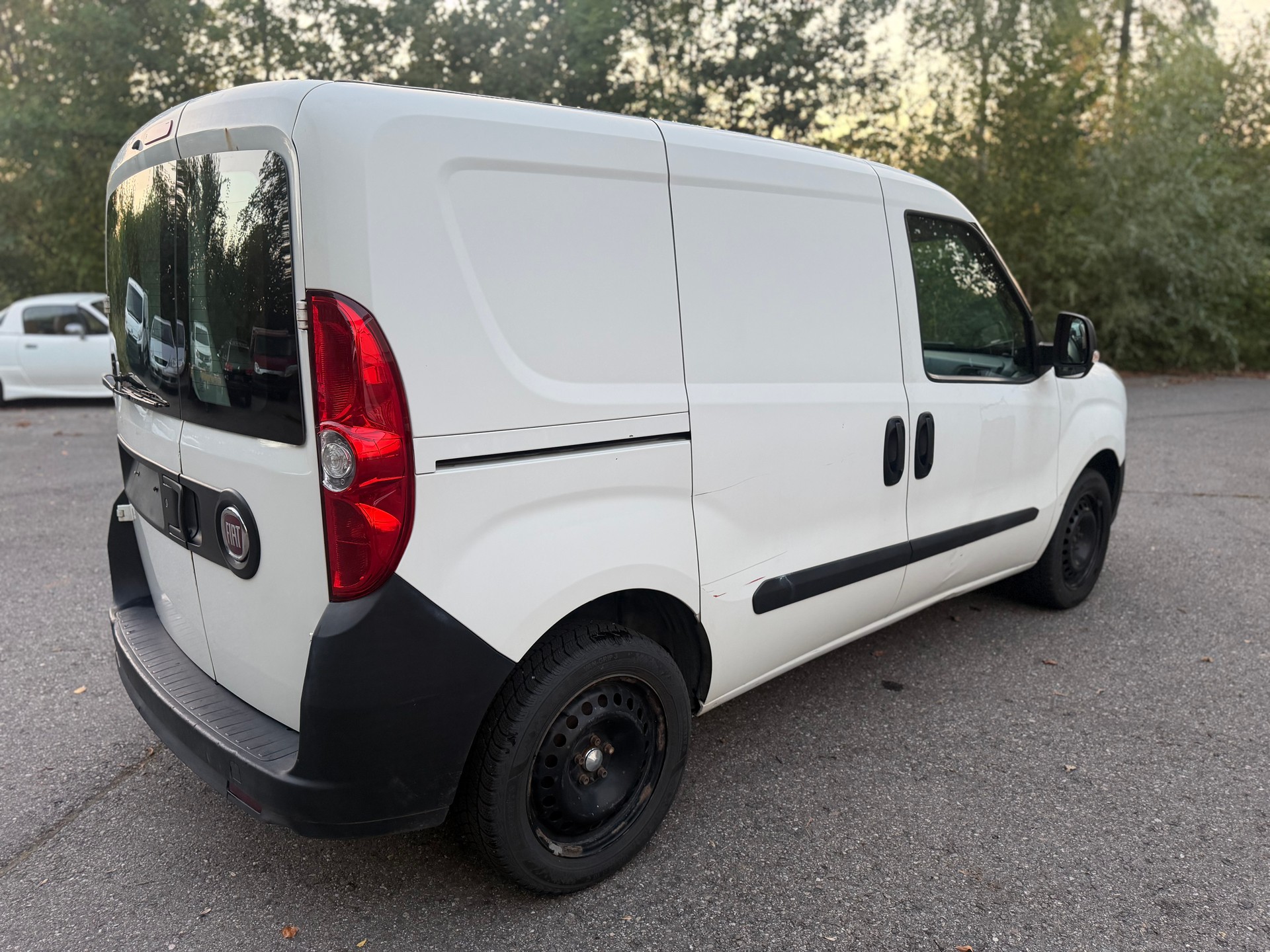 FIAT Doblò 1.4 16V Cargo Swiss-image-2