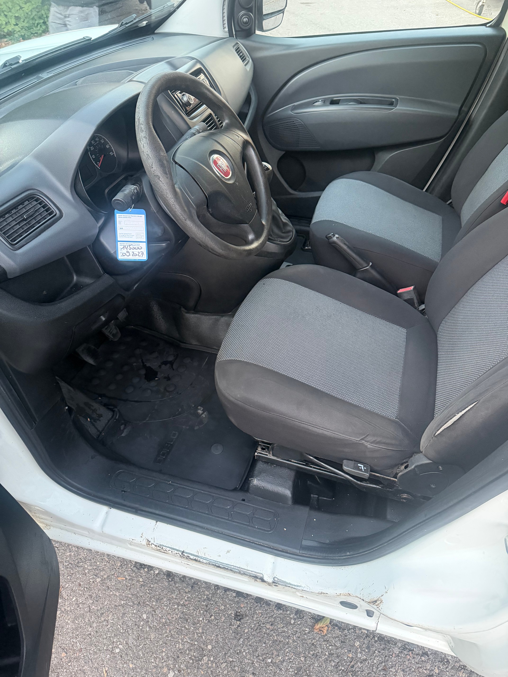 FIAT Doblò 1.4 16V Cargo Swiss-image-8