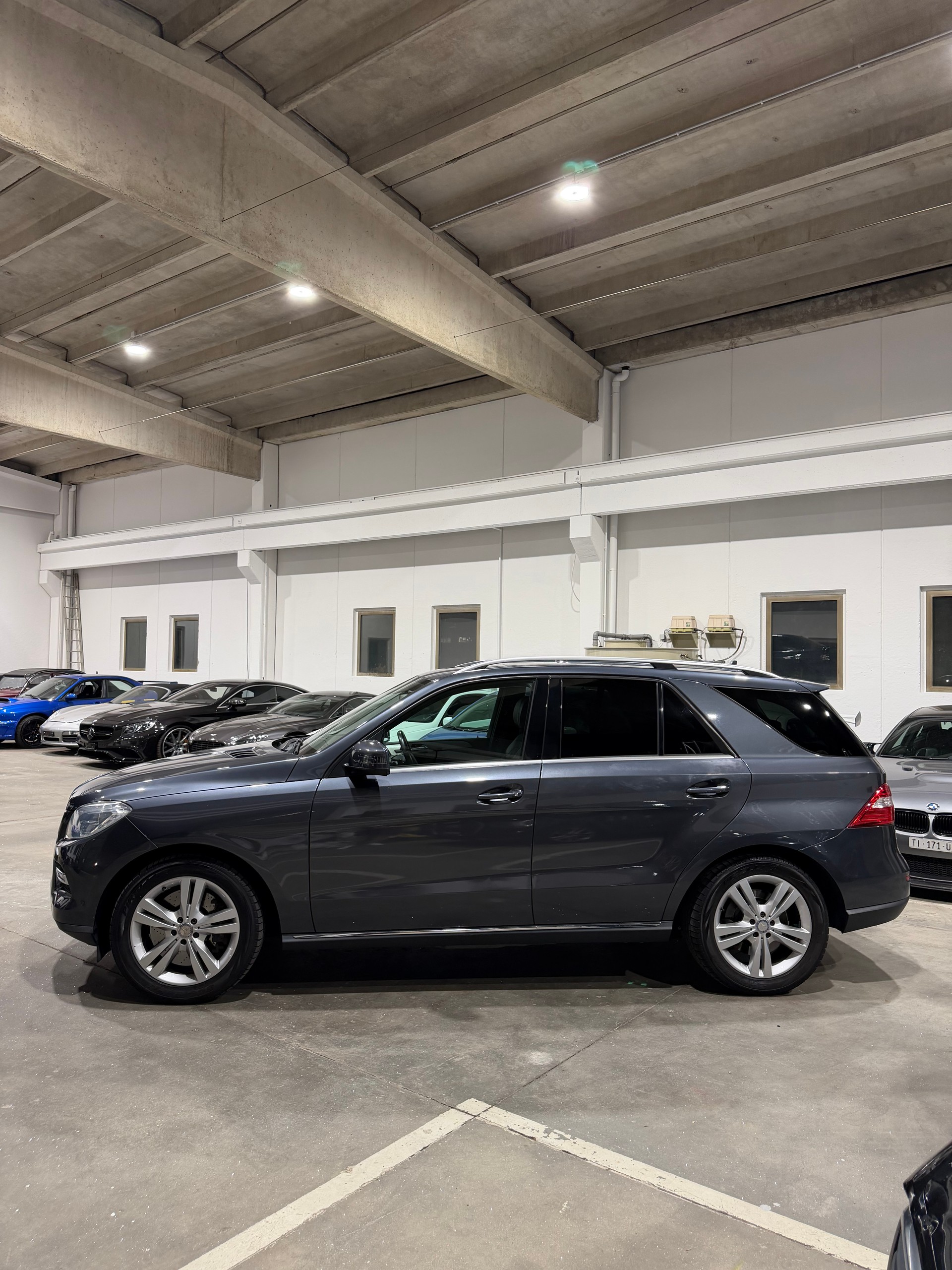 MERCEDES-BENZ ML 500 Executive 4Matic 7G-Tronic-image-3