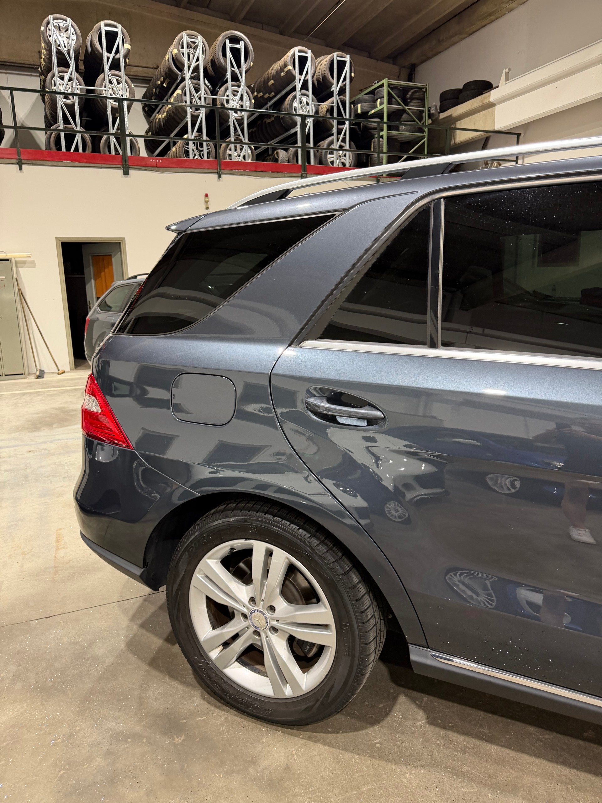 MERCEDES-BENZ ML 500 Executive 4Matic 7G-Tronic-image-7