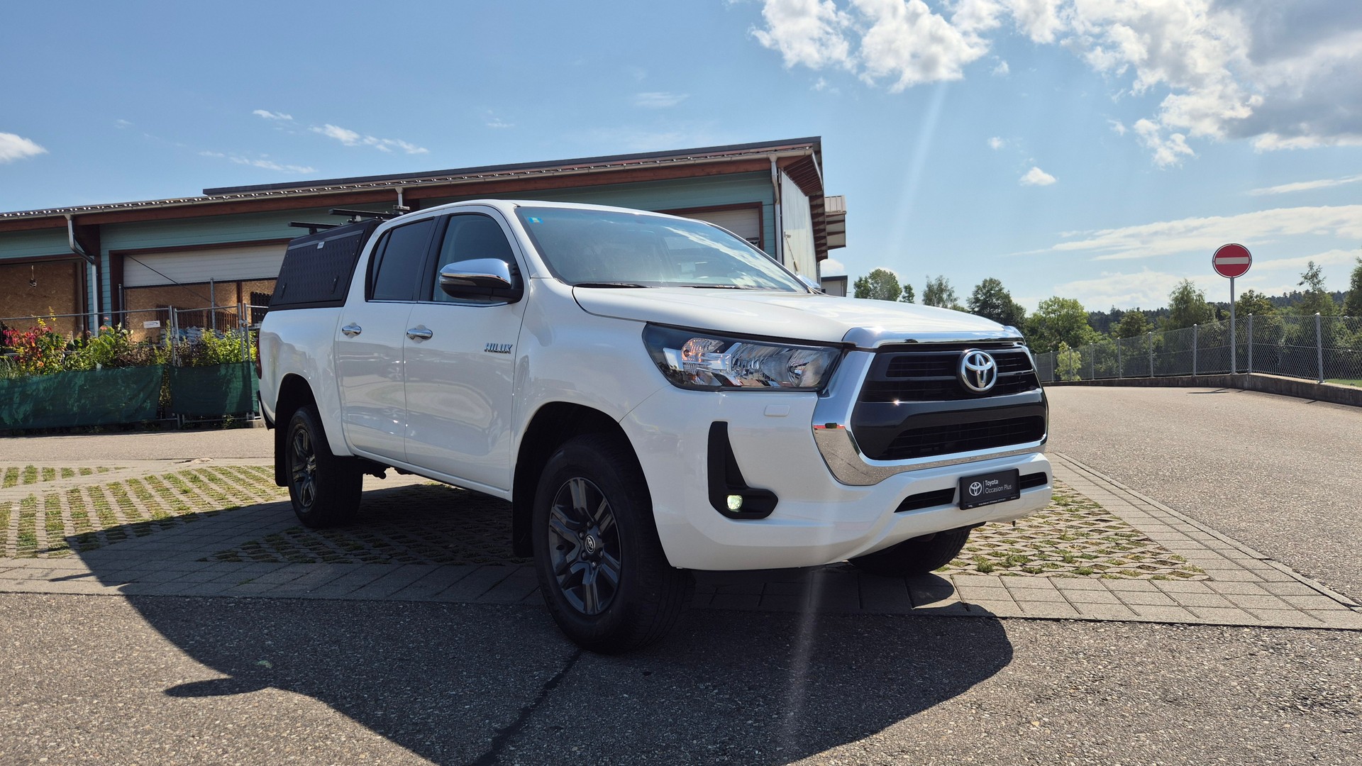 TOYOTA Hilux 2.4D-4D Style Double Cab 4x4 A-image-5
