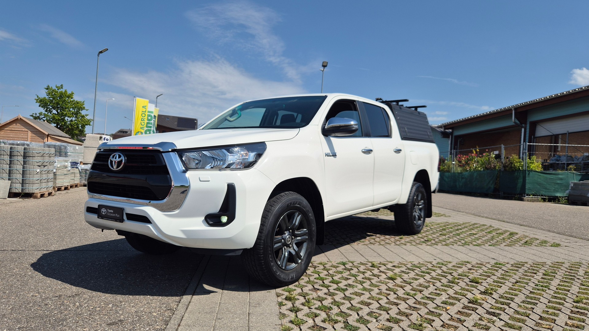 TOYOTA Hilux 2.4D-4D Style Double Cab 4x4 A-image-0