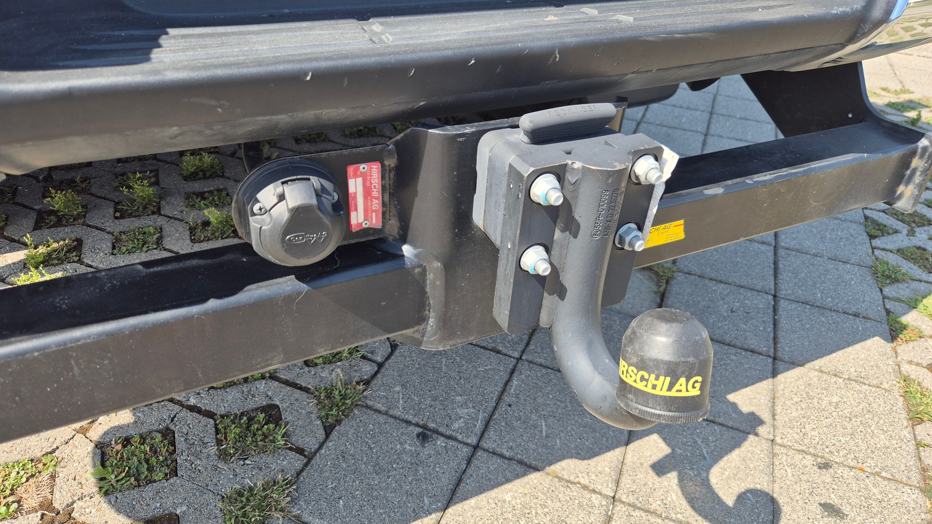 TOYOTA Hilux 2.4D-4D Style Double Cab 4x4 A-image-13