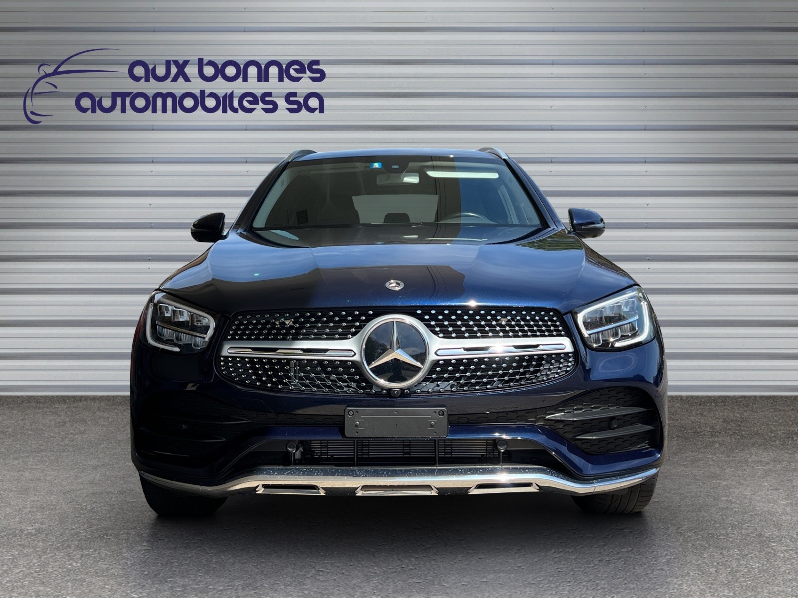 MERCEDES-BENZ GLC 300 AMG Line 4Matic 9G-Tronic-image-5