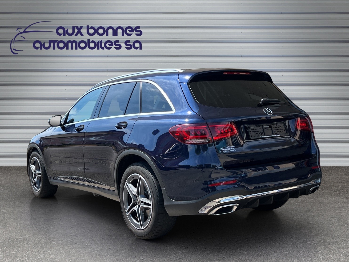 MERCEDES-BENZ GLC 300 AMG Line 4Matic 9G-Tronic-image-1