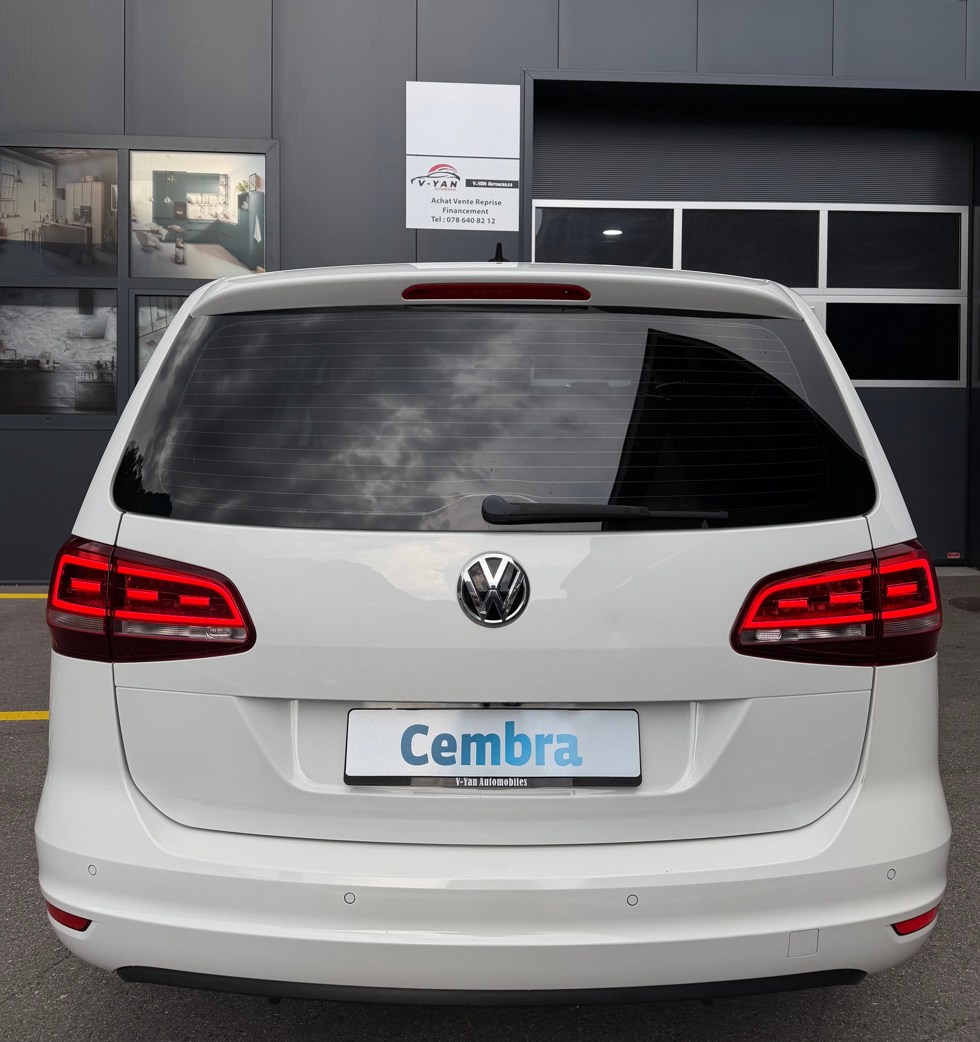 VW Sharan 2.0 TDI BMT Comfortline DSG 7Place-image-5