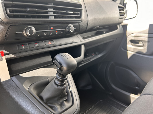 TOYOTA Proace 2.2D Panel L Activ-image-8