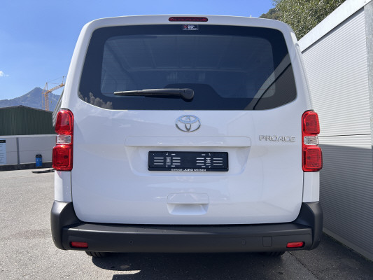 TOYOTA Proace 2.2D Panel L Activ-image-4