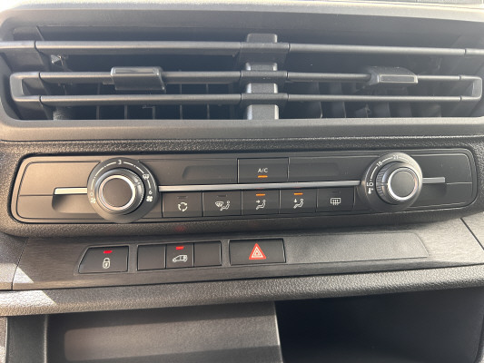 TOYOTA Proace 2.2D Panel L Activ-image-9