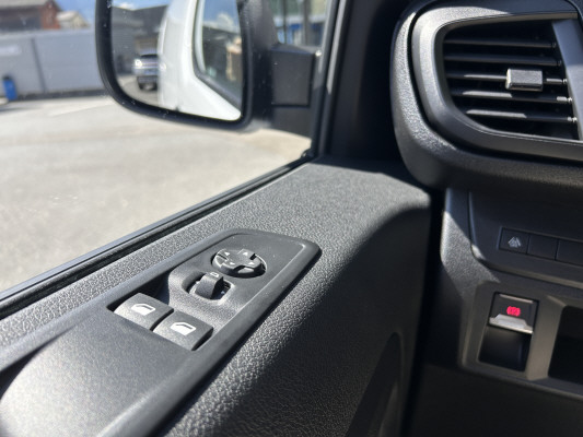 TOYOTA Proace 2.2D Panel L Activ-image-11