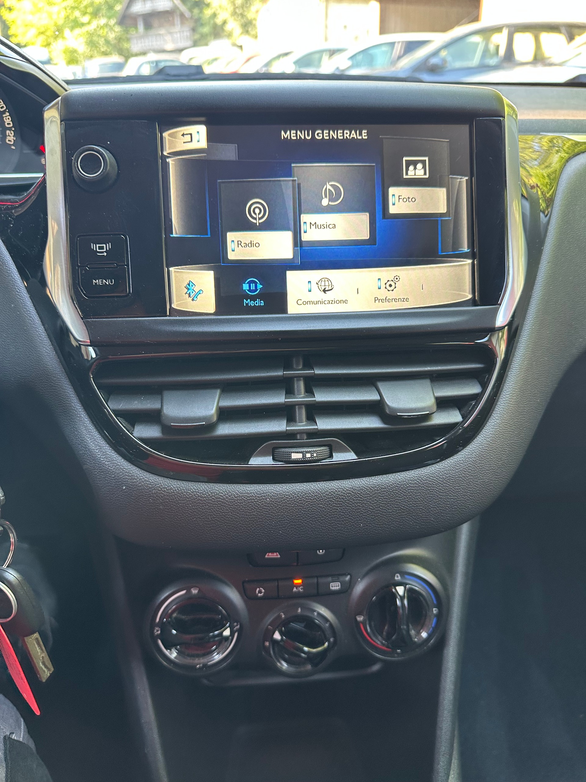 PEUGEOT 208 1.2 VTI Style FIXPREIS-image-18