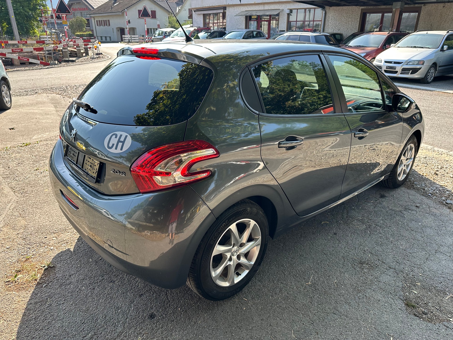 PEUGEOT 208 1.2 VTI Style FIXPREIS-image-9