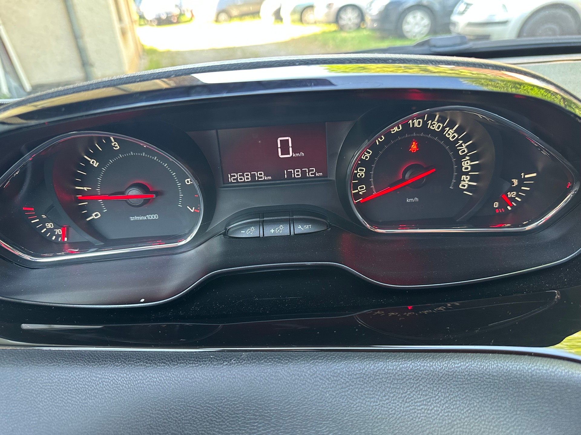 PEUGEOT 208 1.2 VTI Style FIXPREIS-image-17