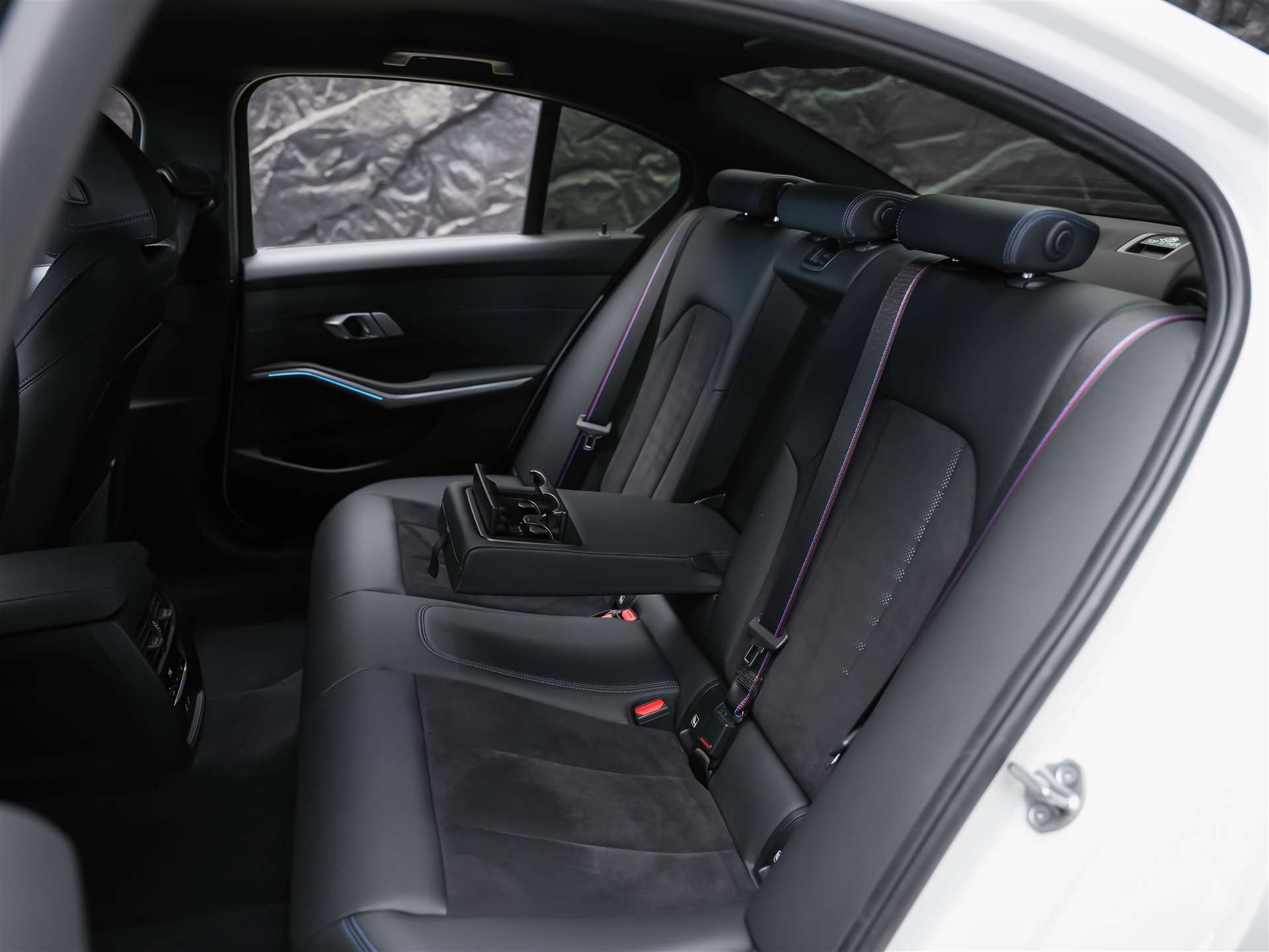 BMW M340i xDrive Steptronic M Sport Pro *20" Felgen*Standheizung*Head-Up*M-Fahrwerk*-image-12