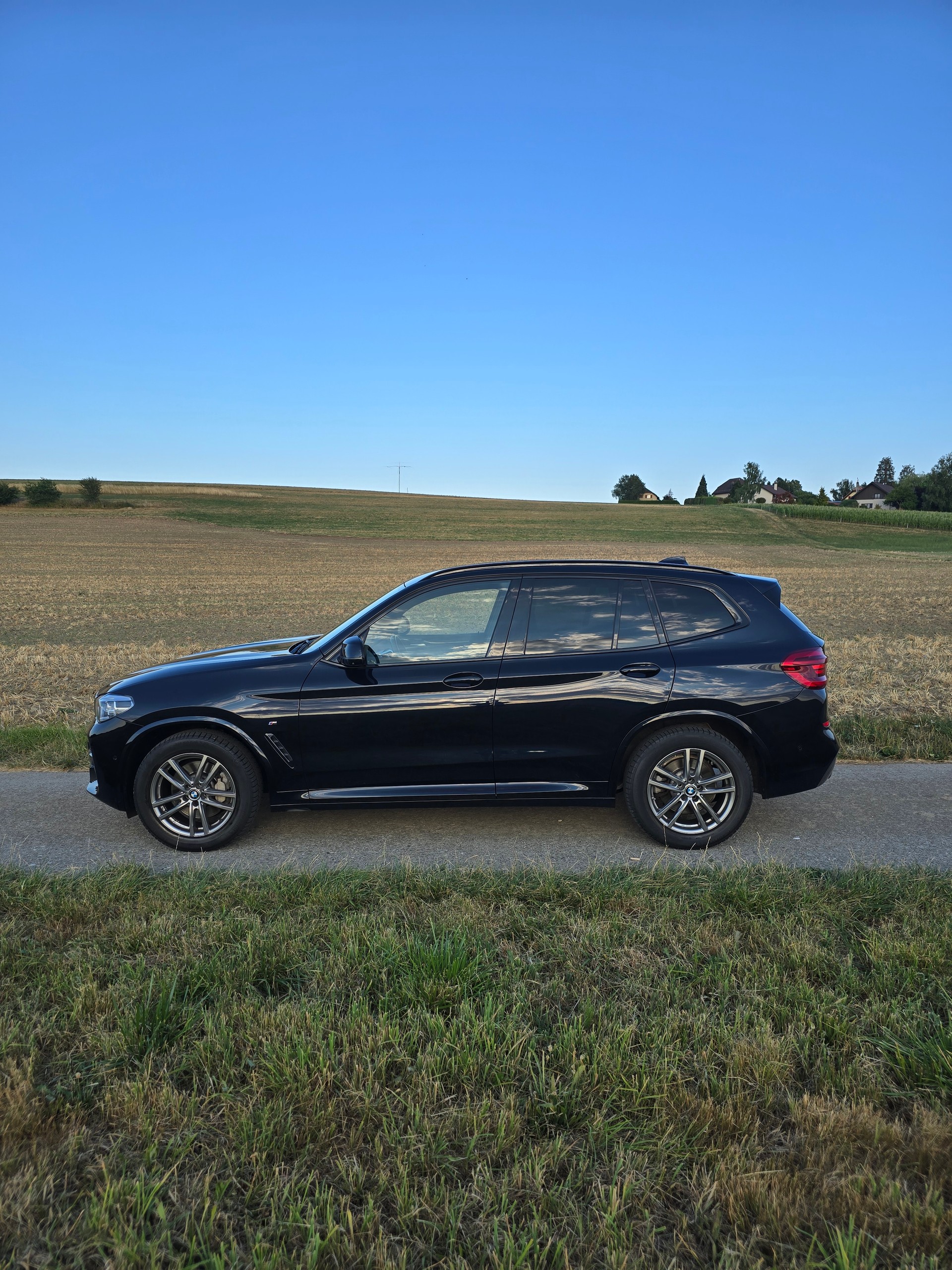 BMW 25d xDrive paddles-image-1