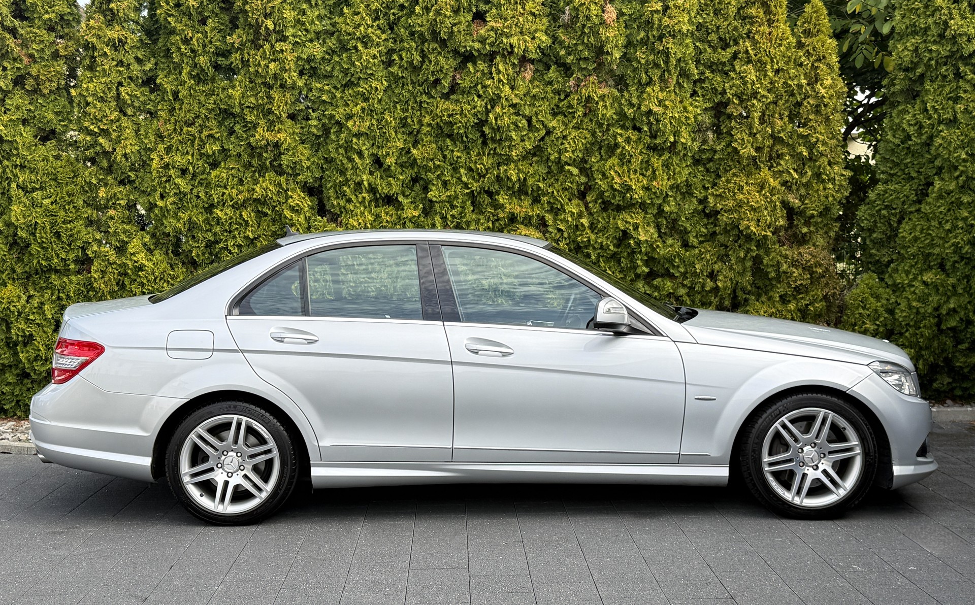 MERCEDES-BENZ C 300 (280) AMG Styling 7G-Tronic / 1.Hand / Einzelstück / Komplette Mercedes Historie-image-10