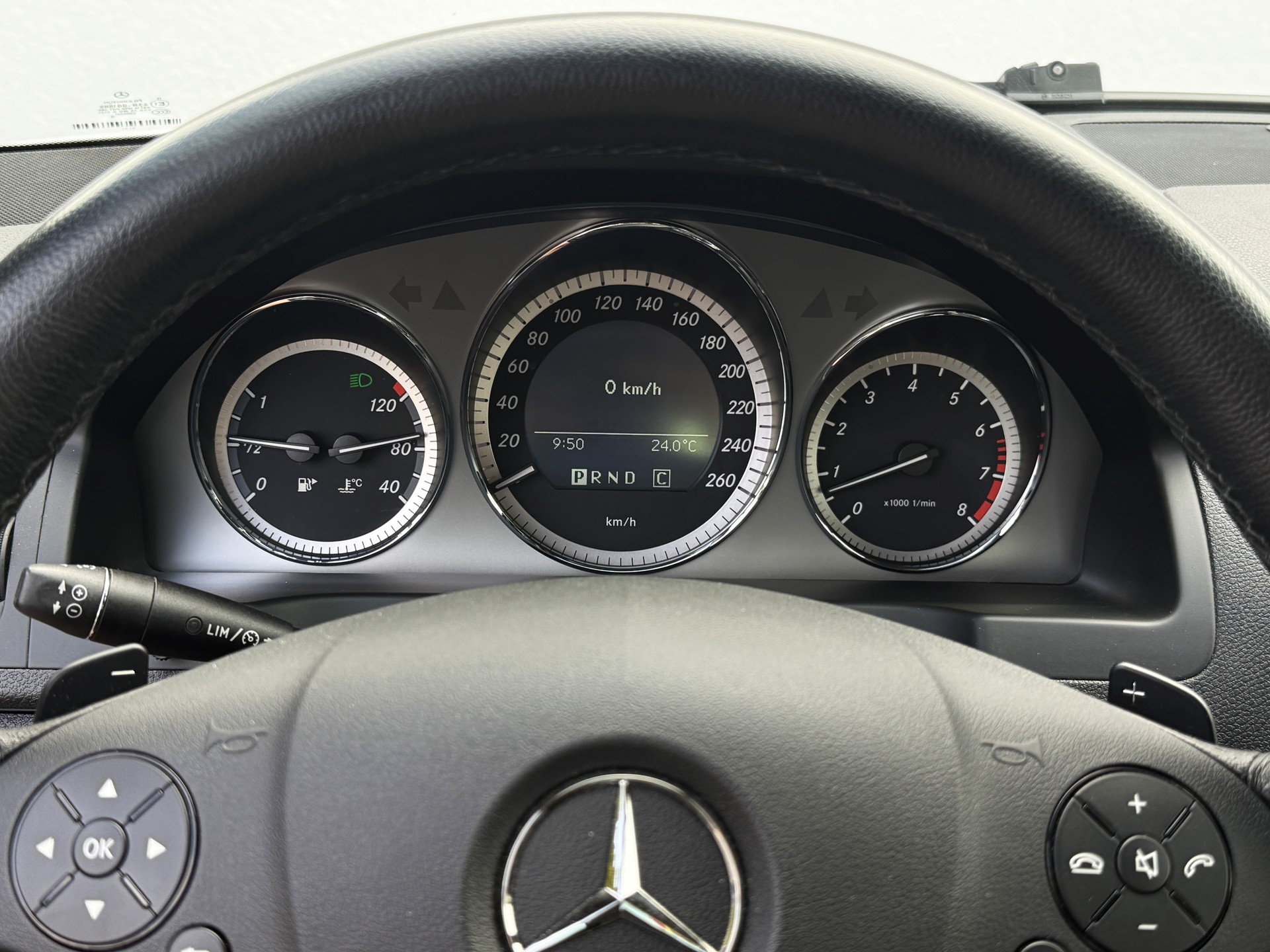 MERCEDES-BENZ C 300 (280) AMG Styling 7G-Tronic / 1.Hand / Einzelstück / Komplette Mercedes Historie-image-24