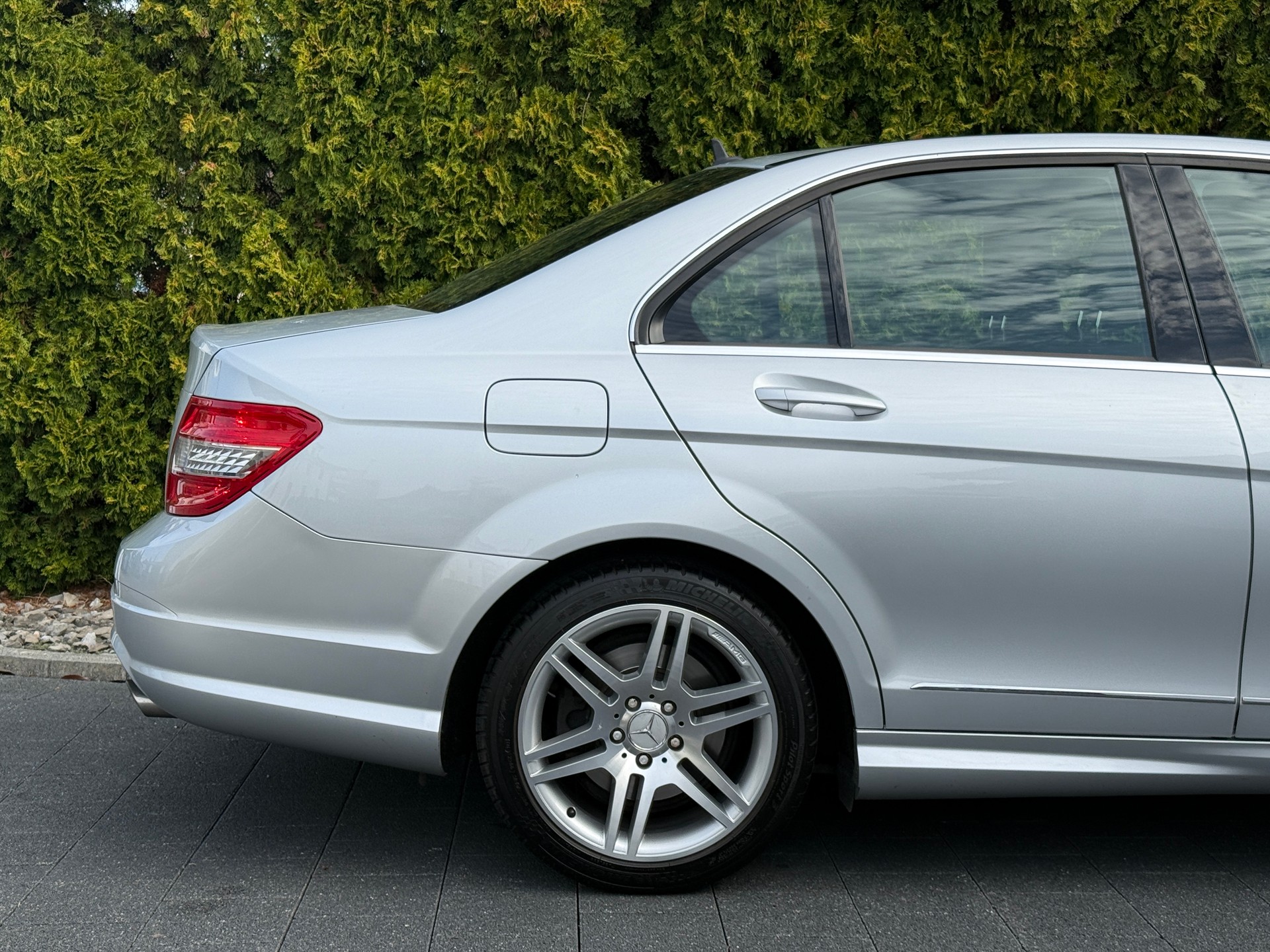 MERCEDES-BENZ C 300 (280) AMG Styling 7G-Tronic / 1.Hand / Einzelstück / Komplette Mercedes Historie-image-11