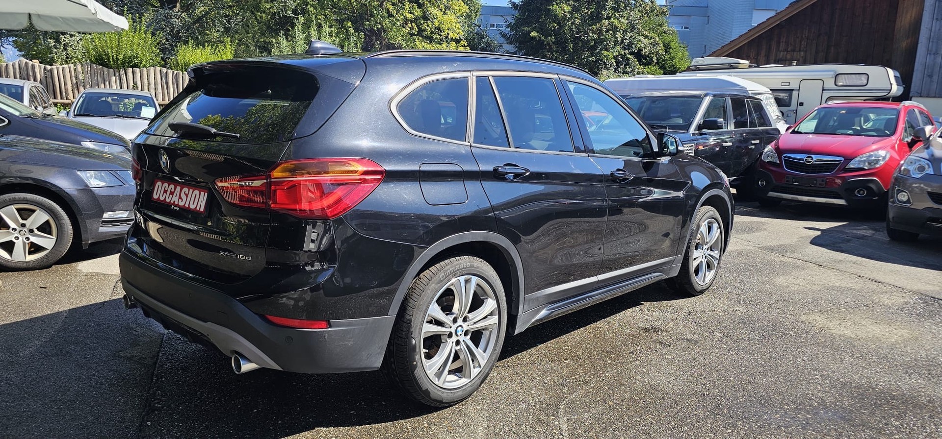 BMW X1 xDrive 18d Essential Edition Steptronic-image-5