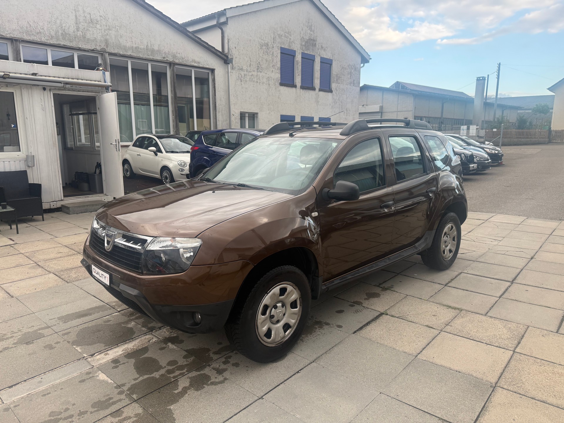 DACIA Duster 1.6 Lauréate 4x4-image-1