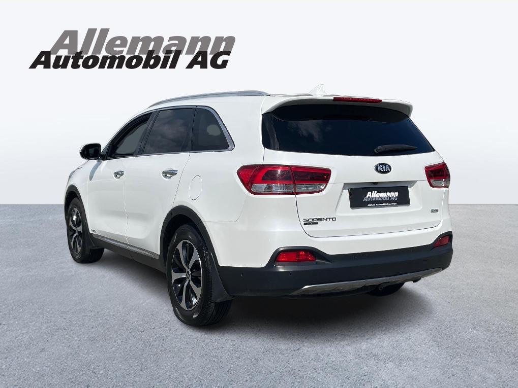 KIA Sorento 2.2 CRDi Style 3000KG AHK-image-3