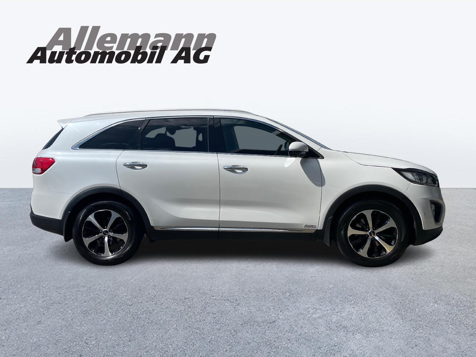 KIA Sorento 2.2 CRDi Style 3000KG AHK-image-6