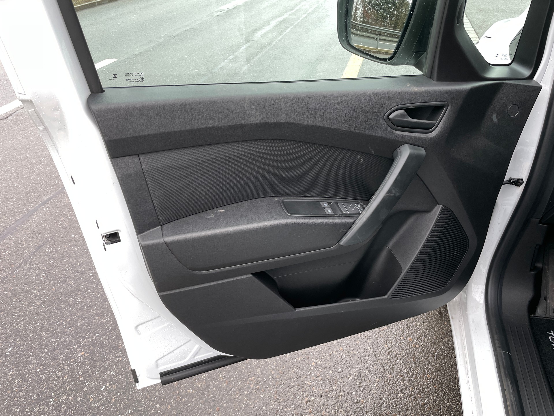 NISSAN Townstar EV45 kWh 22kW L2 Acenta-image-17